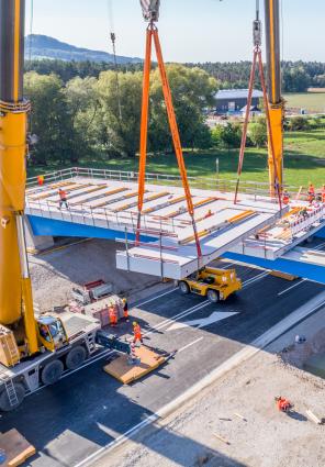1. Preis: Segmentbrücke Bögl, B299 Mühlhausen © Firmengruppe Max Bögl